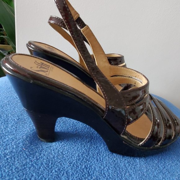 SÖFFT designer spring sandals - Picture 2 of 5